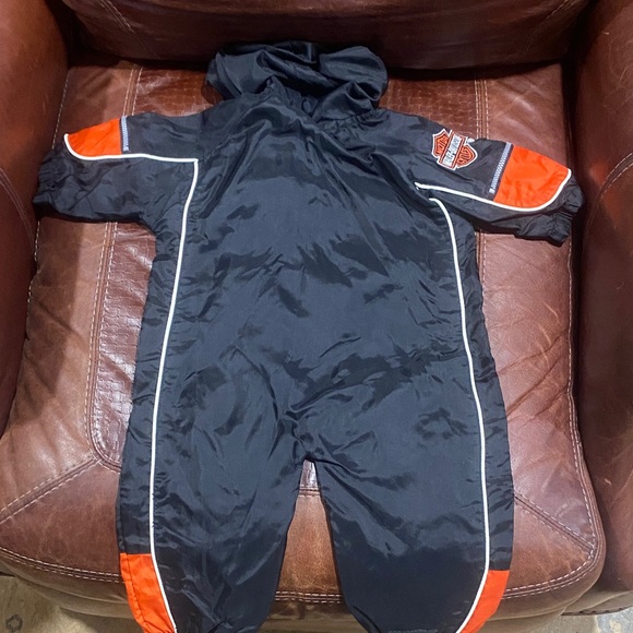 Harley-Davidson Black and Orange Kids Footie - Picture 4 of 6